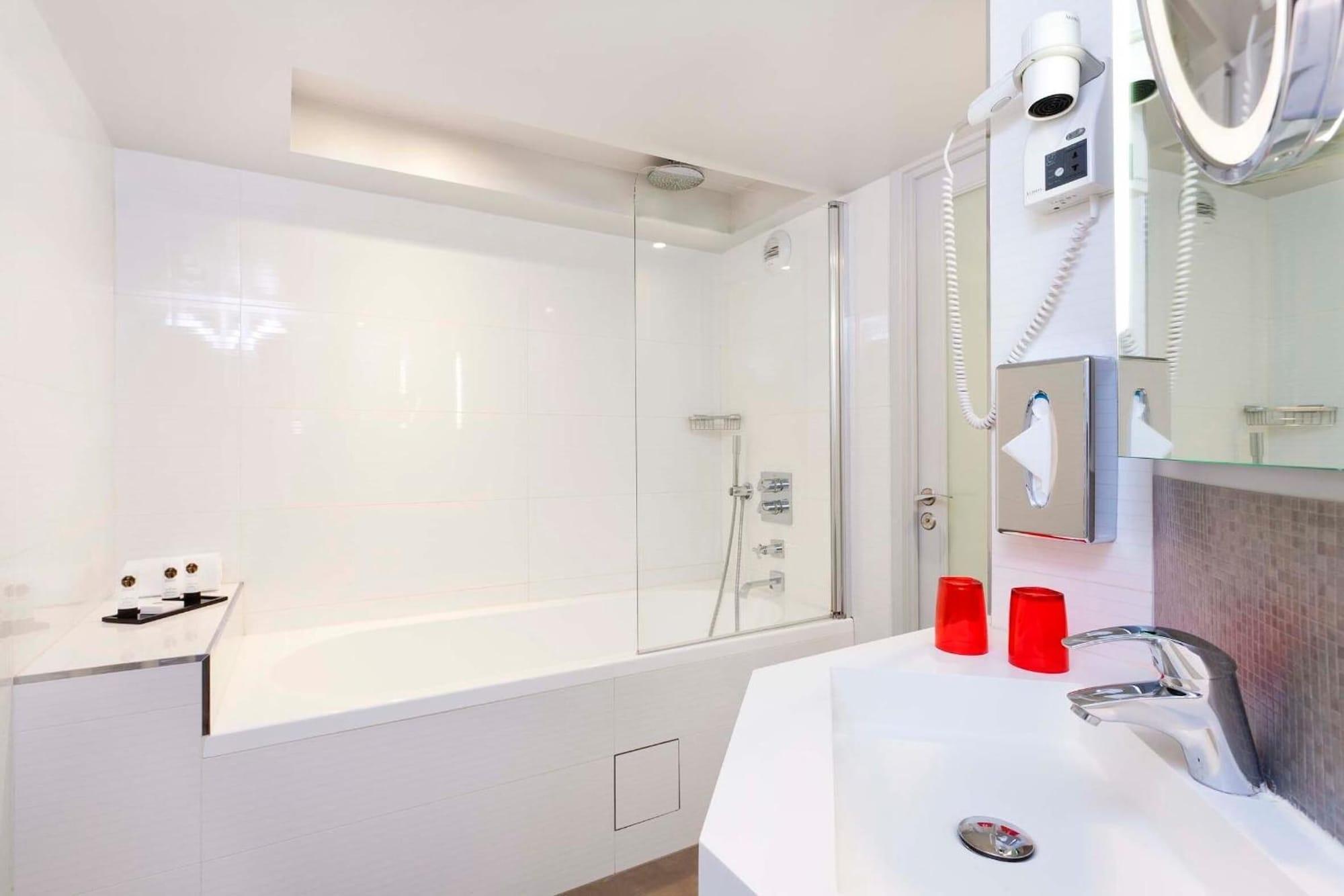 Hotel Opéra Marigny 4*