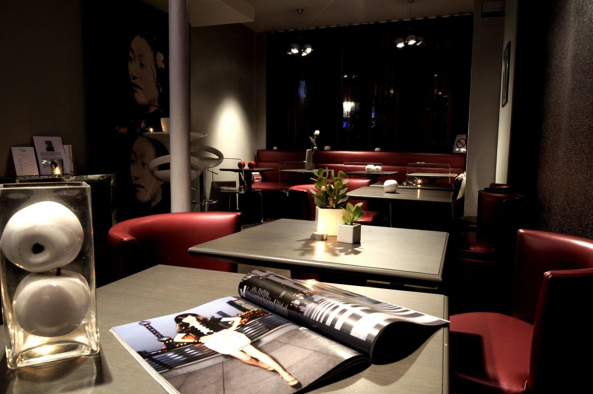 Opéra Marigny Hotel Parigi