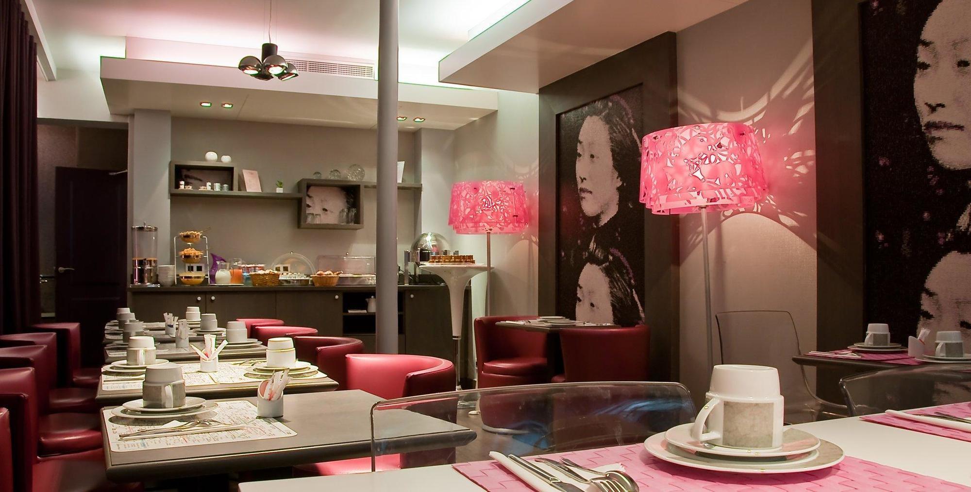 Opéra Marigny Hotel