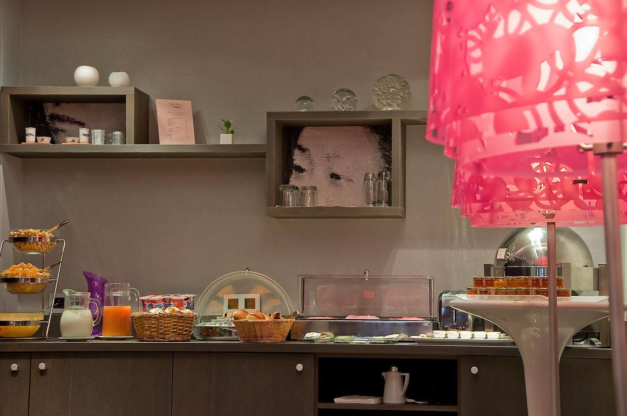 Hotel Opéra Marigny Parigi