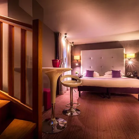 Opera Marigny 4*