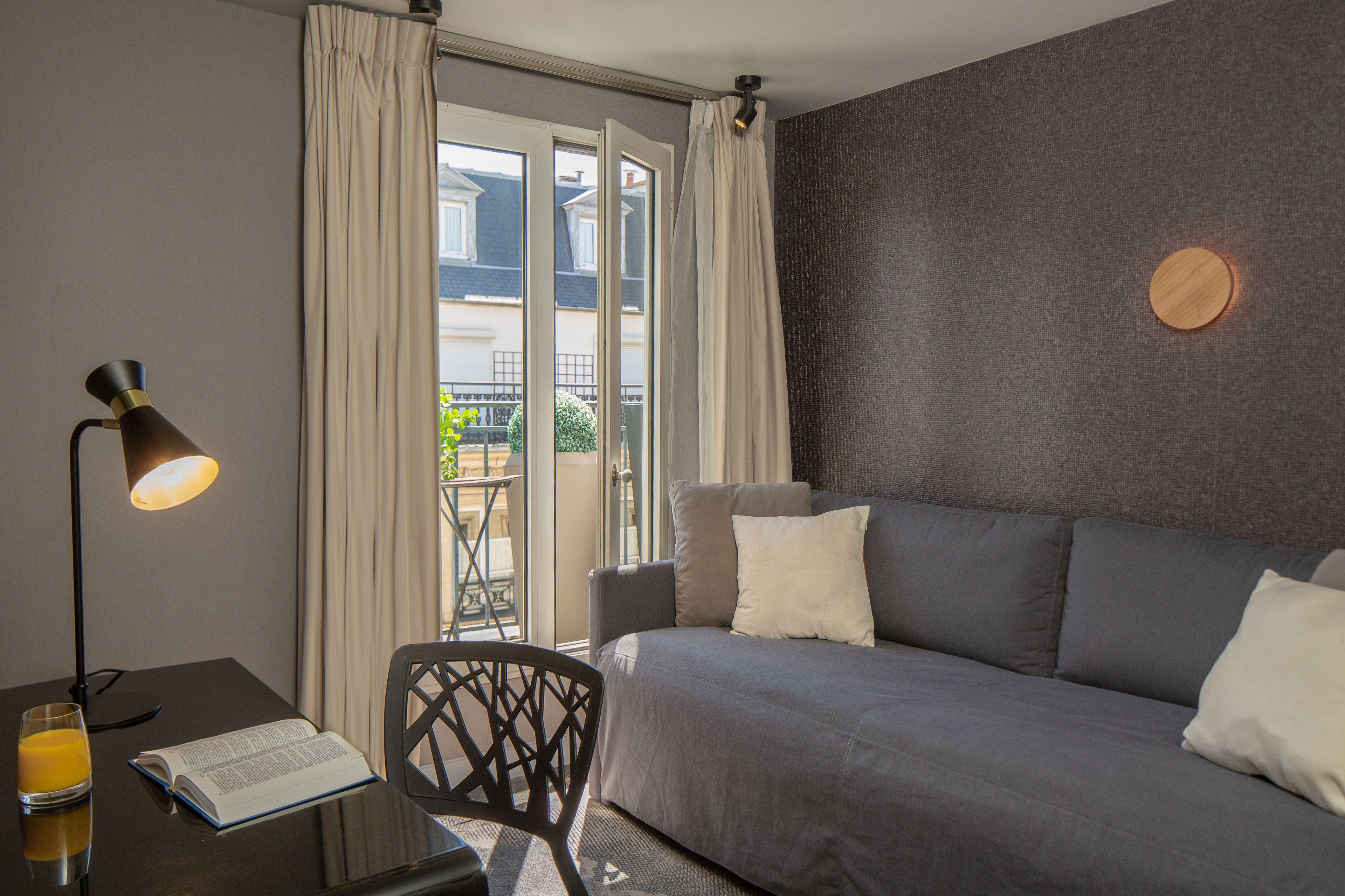 Opera Marigny Hotel 4*